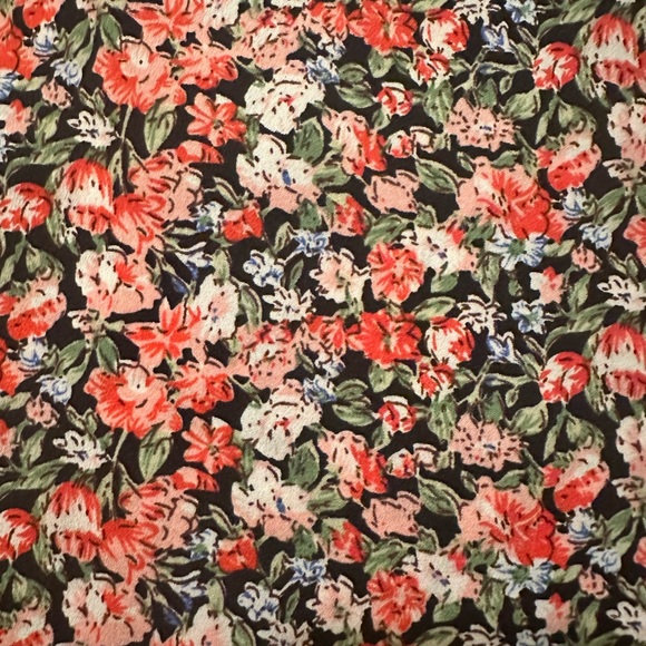 Floral Blouse - Picture 2 of 4